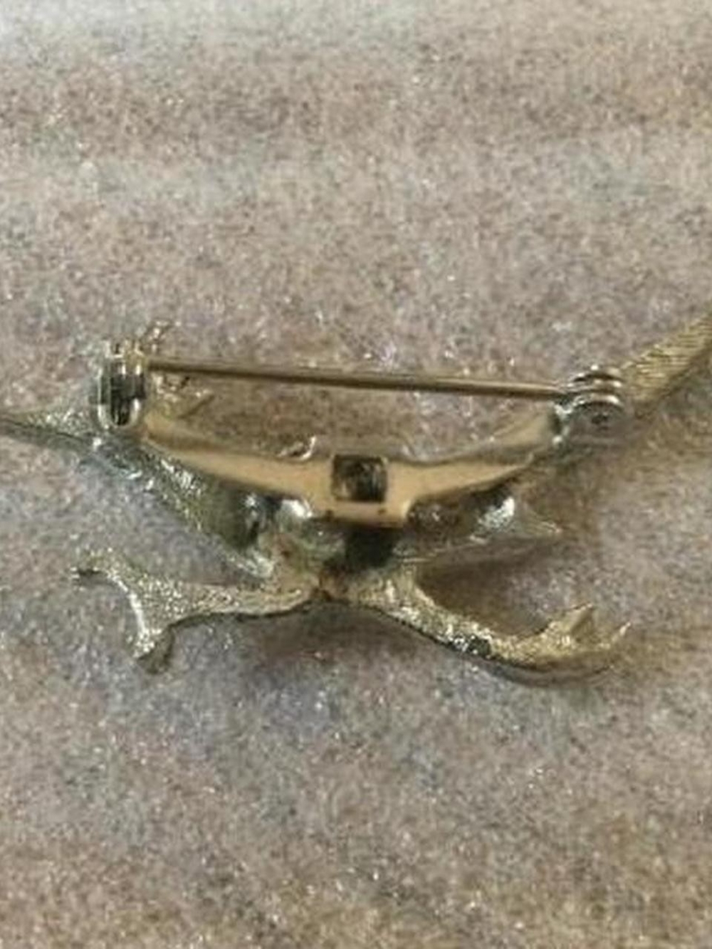 Roadrunner Pin - Picture 2 of 2